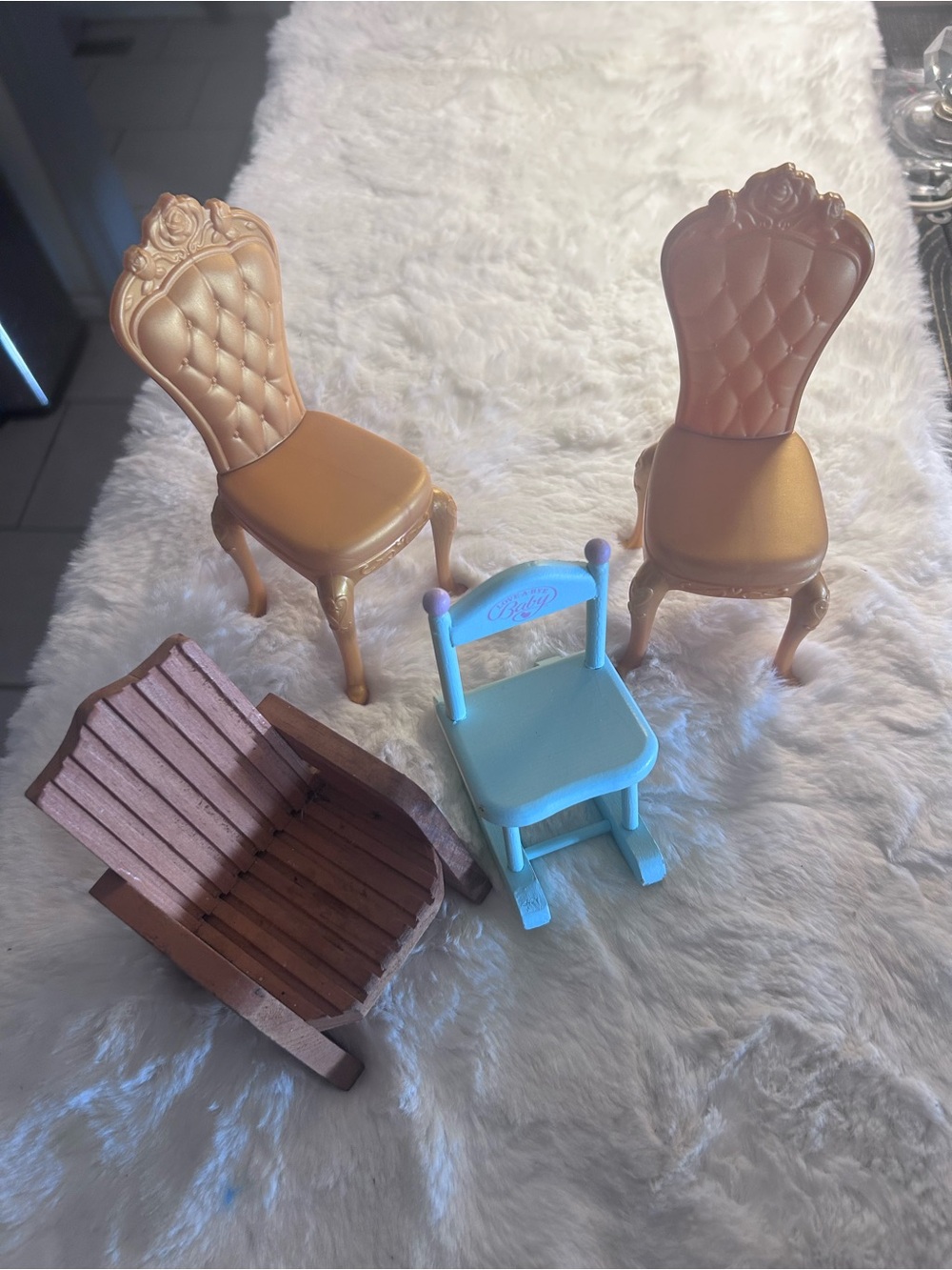 4 Dollhouse Miniatures Furniture 2 Plastic Chairs, Rocker Wood Adirondack